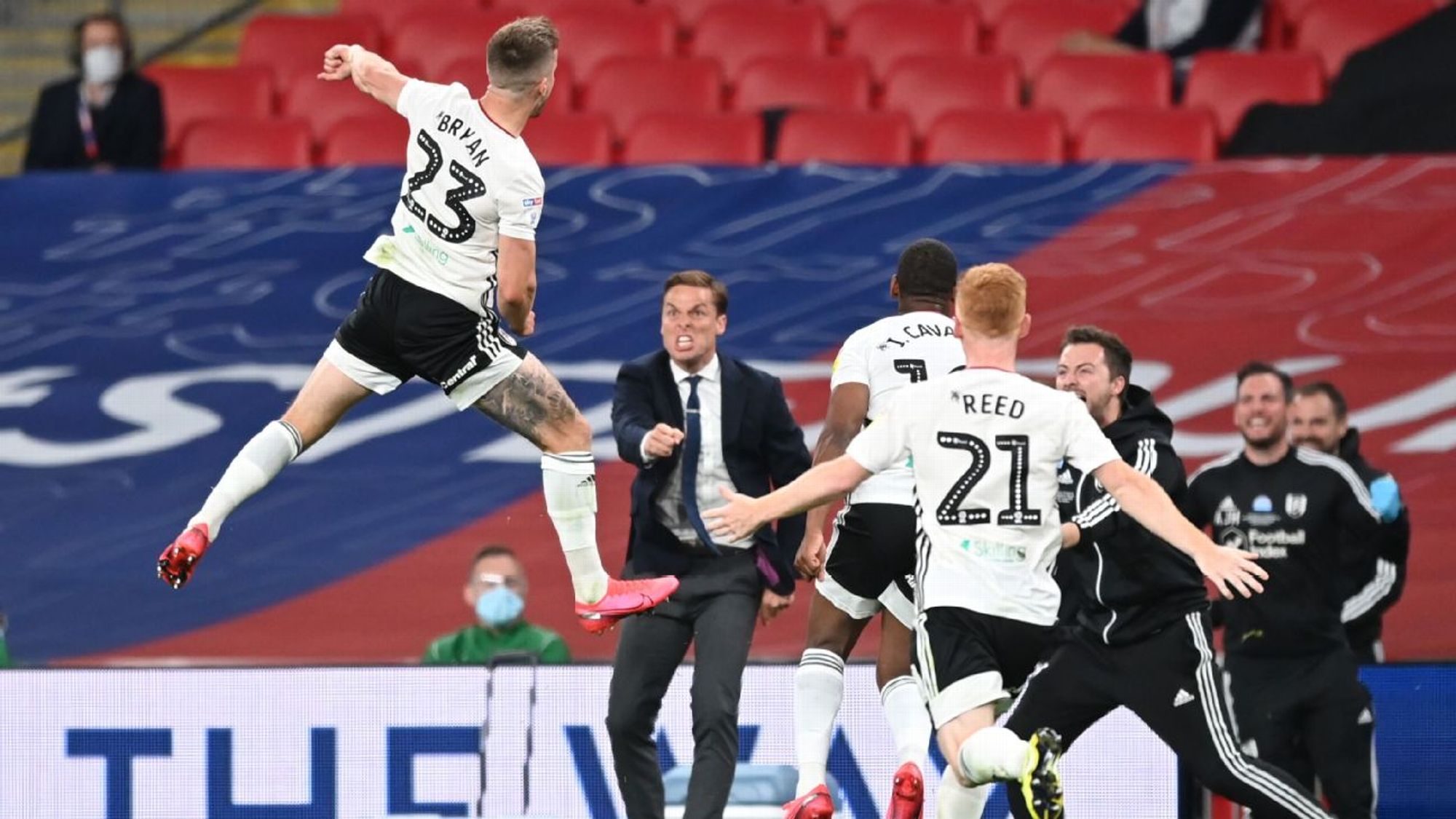 季开始前 季开始前