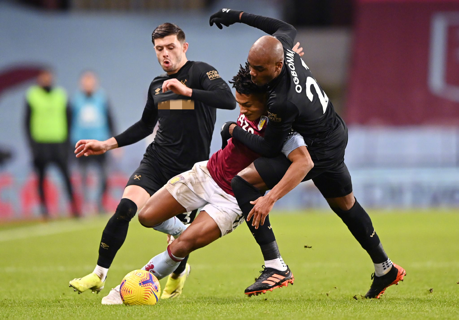 舞台上展现 舞台上展现